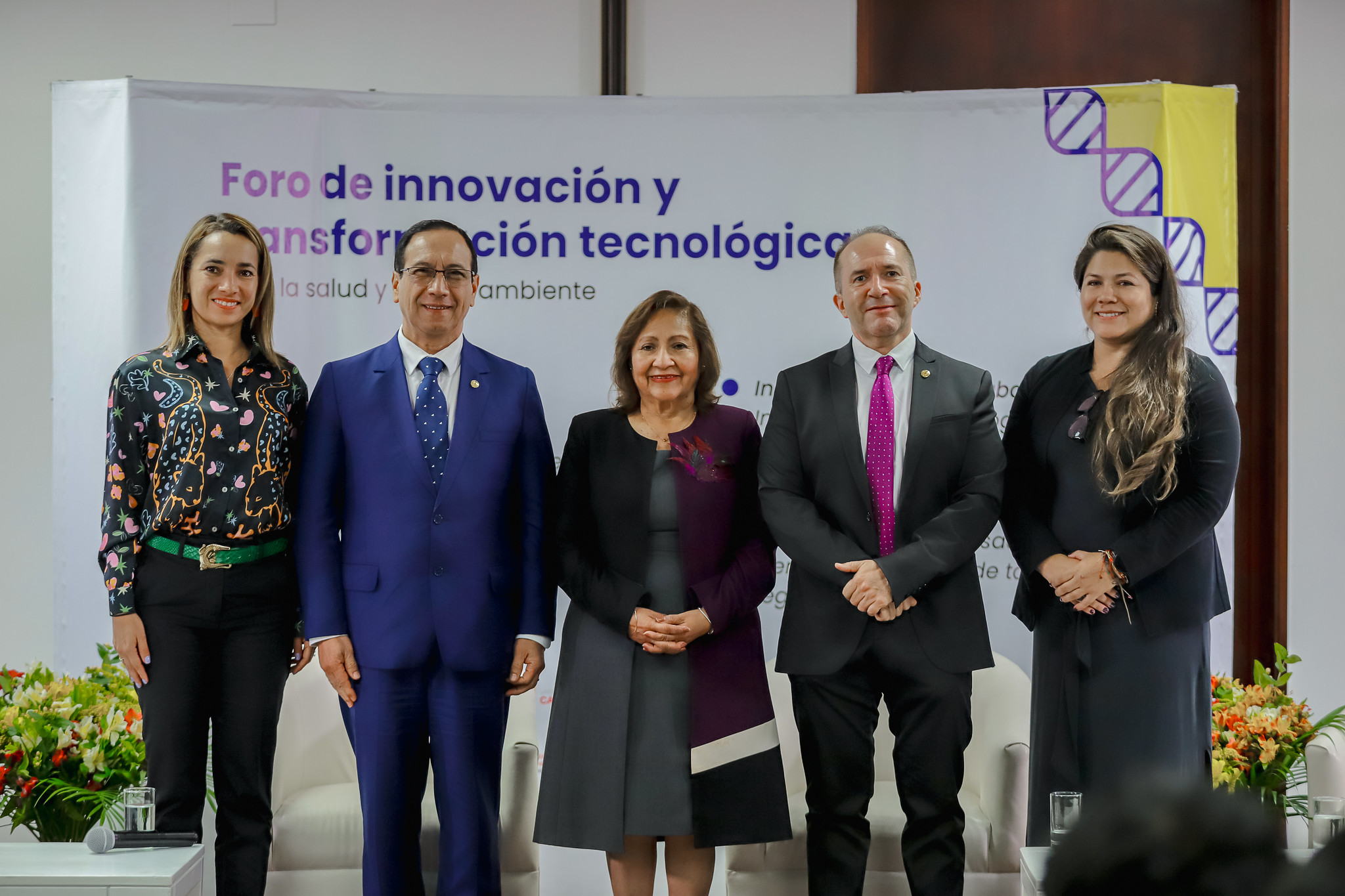 Cayetano Heredia y Astrazeneca se unen para acelerar proyectos de innovación en salud