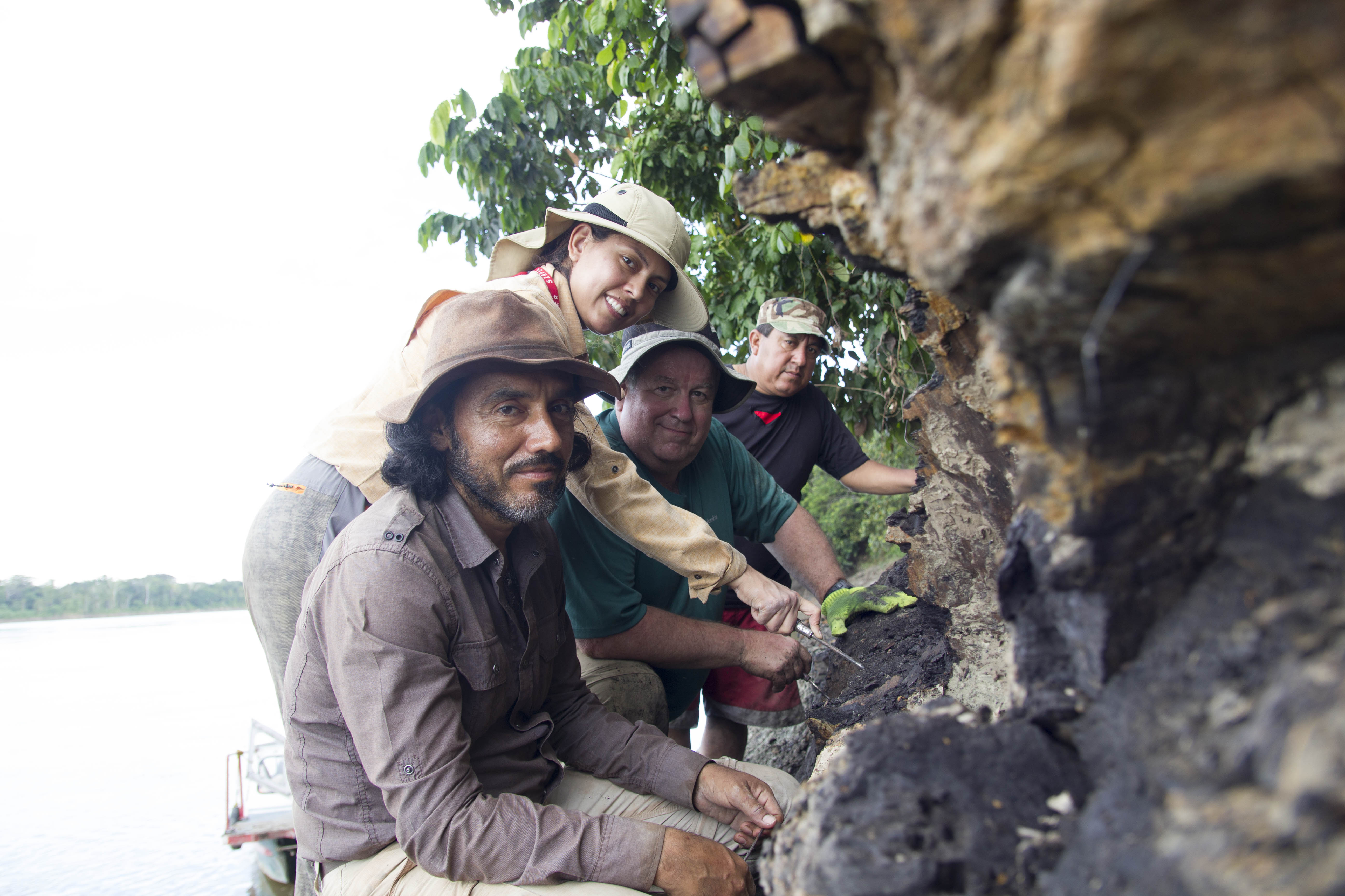 Dr. Rodolfo Salas-Gismondi: «Muchos de los fósiles encontrados en el Perú son nuevos para la ciencia»