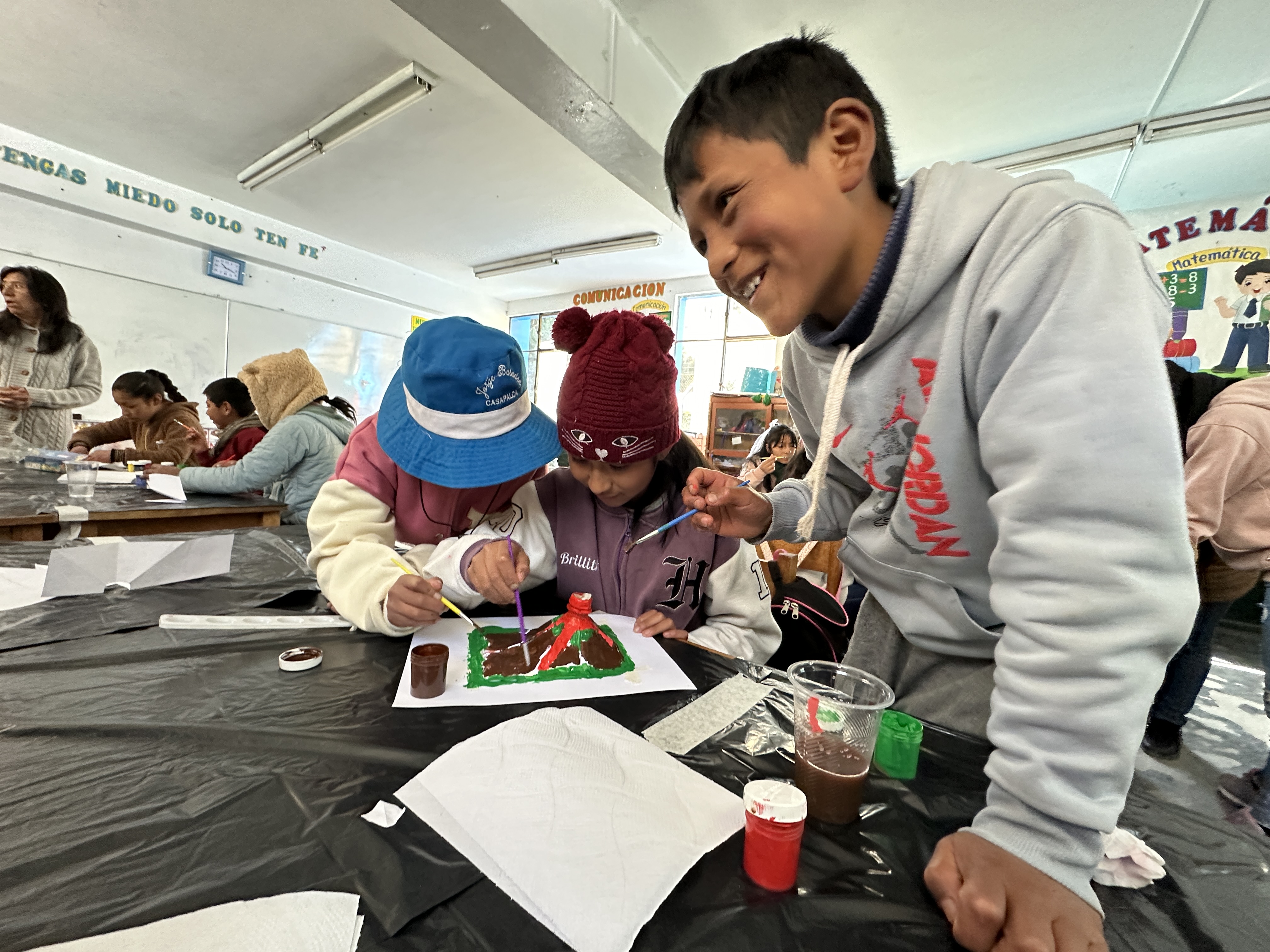 Cayetano Heredia y Minera Alpayana promueven educación con enfoque STEAM en colegio de Casapalca