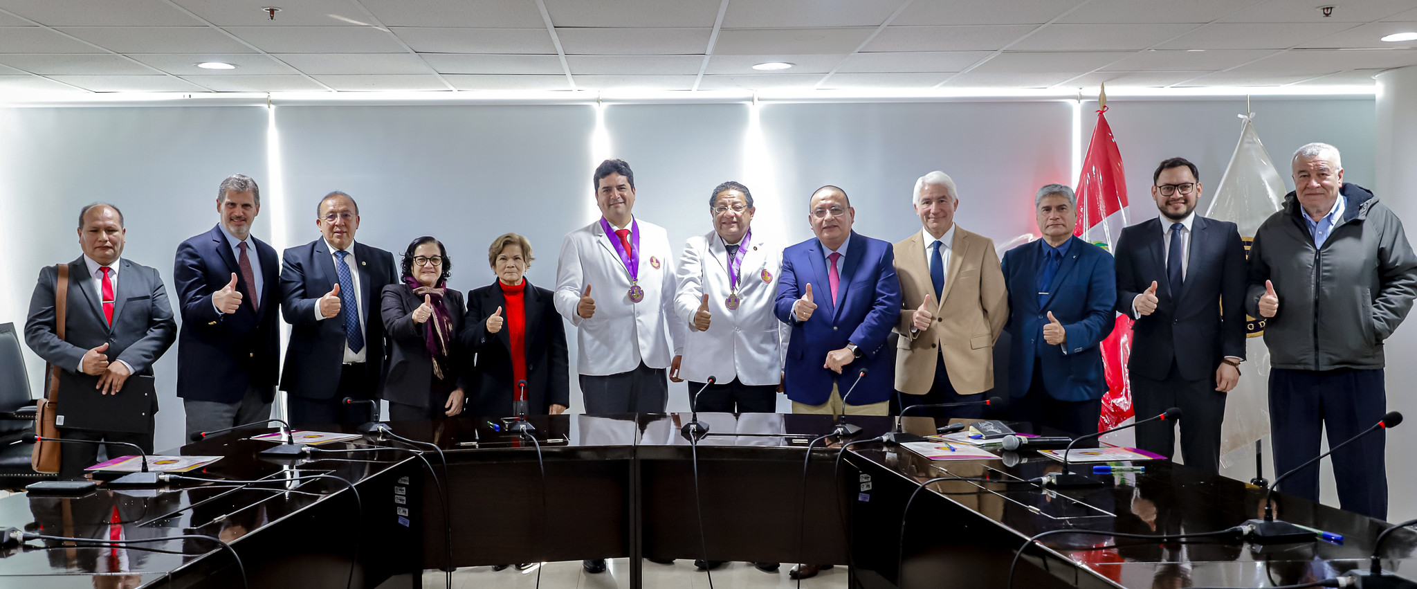 Cayetano Heredia participa en encuentro clave para establecer estándares de excelencia en la formación médica