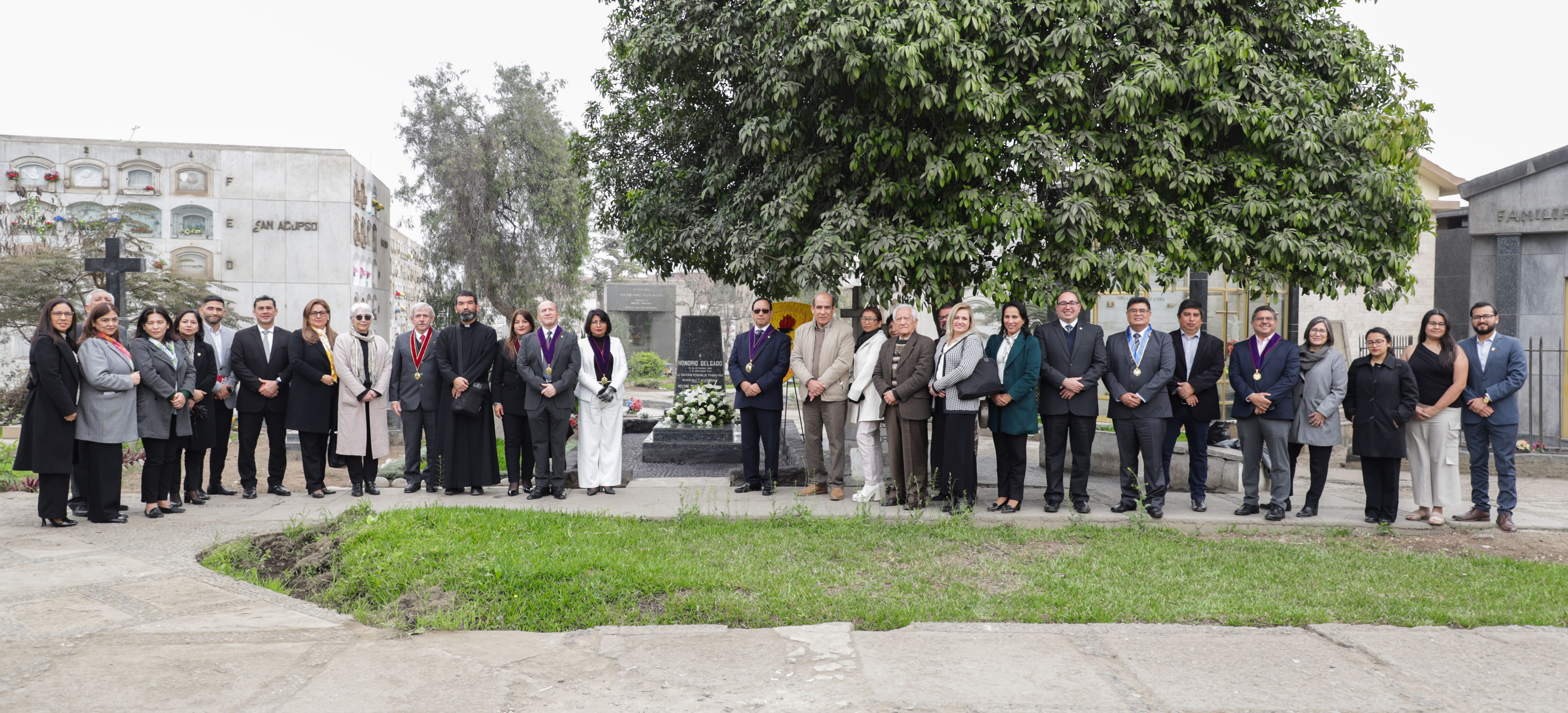 Cayetano Heredia inicia celebración por aniversario con romería en honor a sus fundadores