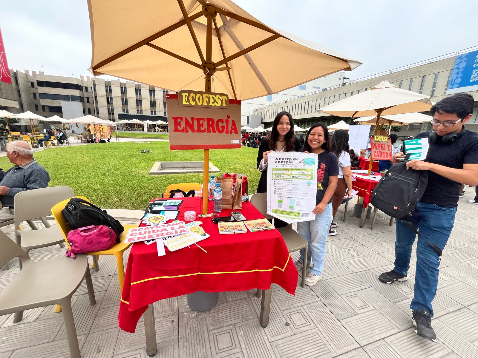 Cayetano Heredia promueve la sostenibilidad y el compromiso estudiantil en el Ecofest