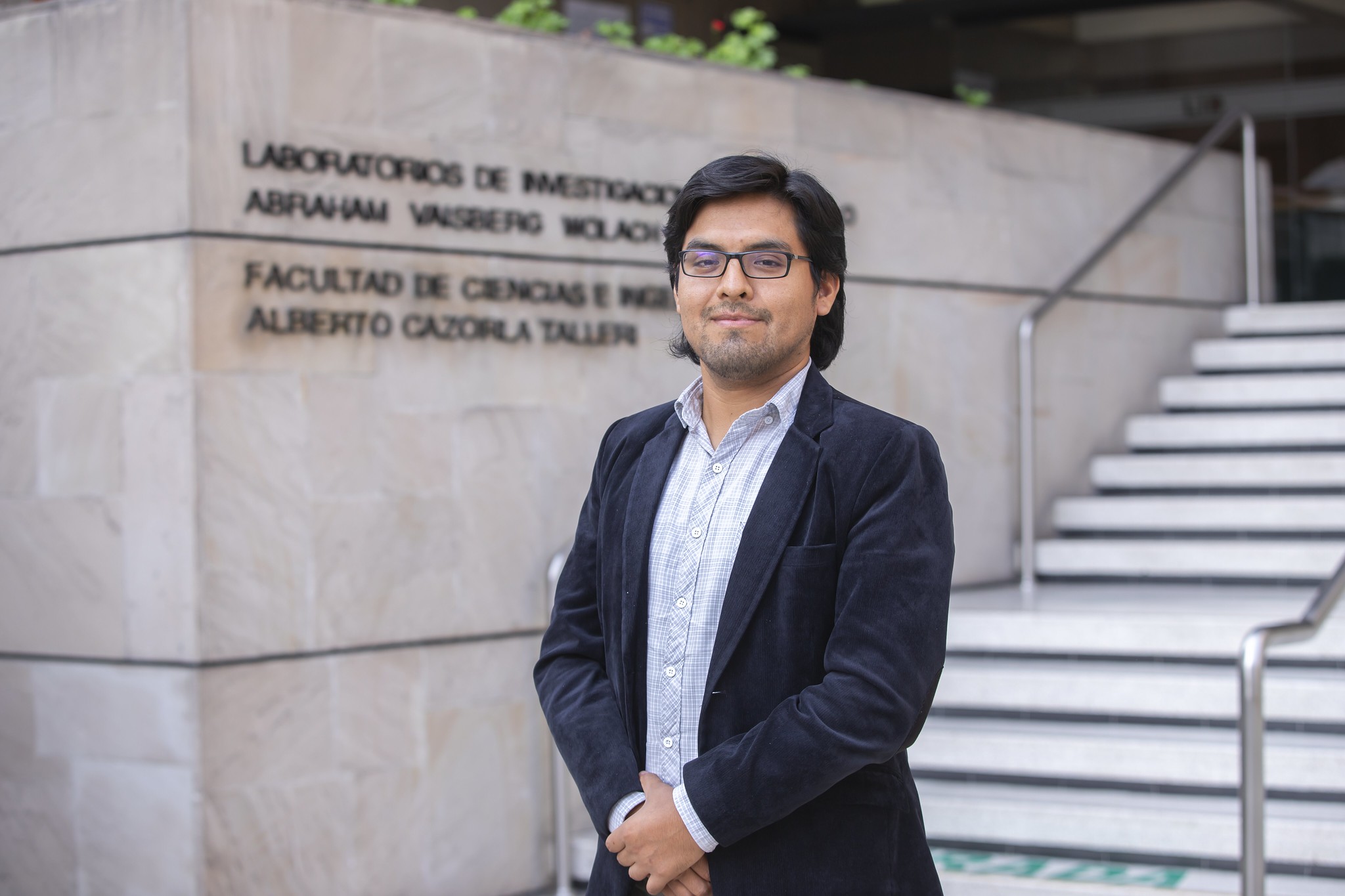 Infobae | Ing. Juan Zuñiga: «La IA y la impresión 4D hacen posibles tratamientos más precisos y adaptados»