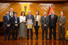 Cayetano Heredia honra la trayectoria del Dr. Eduardo Chaparro en la pediatría peruana