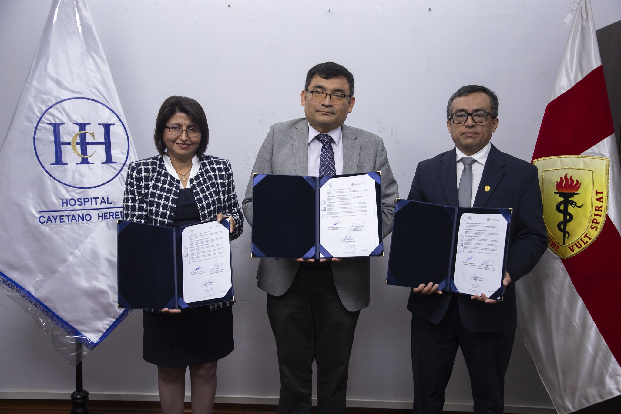 Cayetano Heredia fortalece la formación de sus estudiantes con convenio docente-asistencial en el HNCH