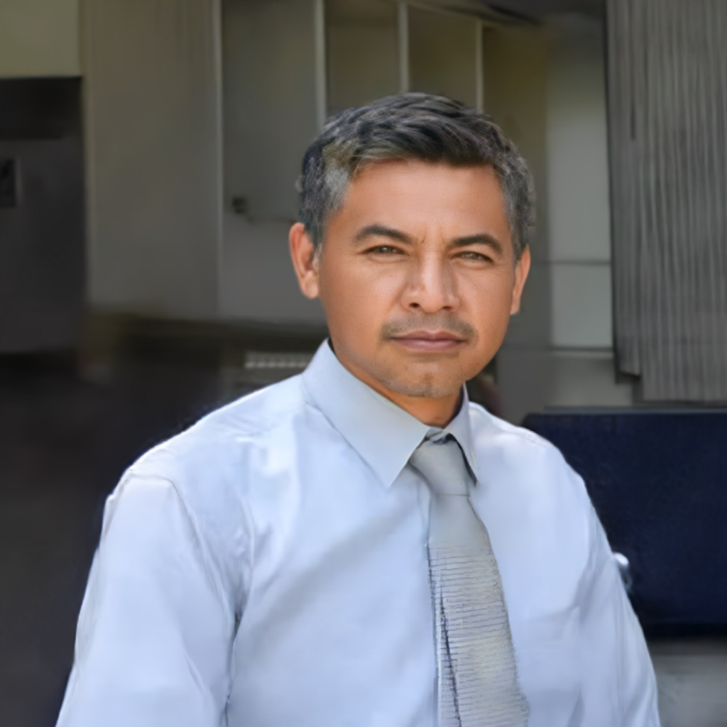 Emir Condori, psicólogo social, Cayetano Heredia