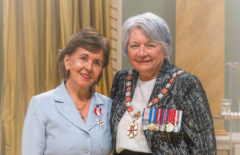 La Dra. Raquel del Carpio es distinguida con la Orden de Canadá por su trayectoria médica