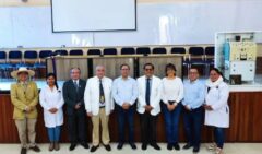 El Dr. Enrique Castañeda honra el legado del Dr. Javier Cieza durante su visita a la Universidad Nacional de Cajamarca