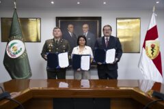 Cayetano Heredia y el Ejército del Perú fortalecen cooperación académica y científica en veterinaria y zootecnia
