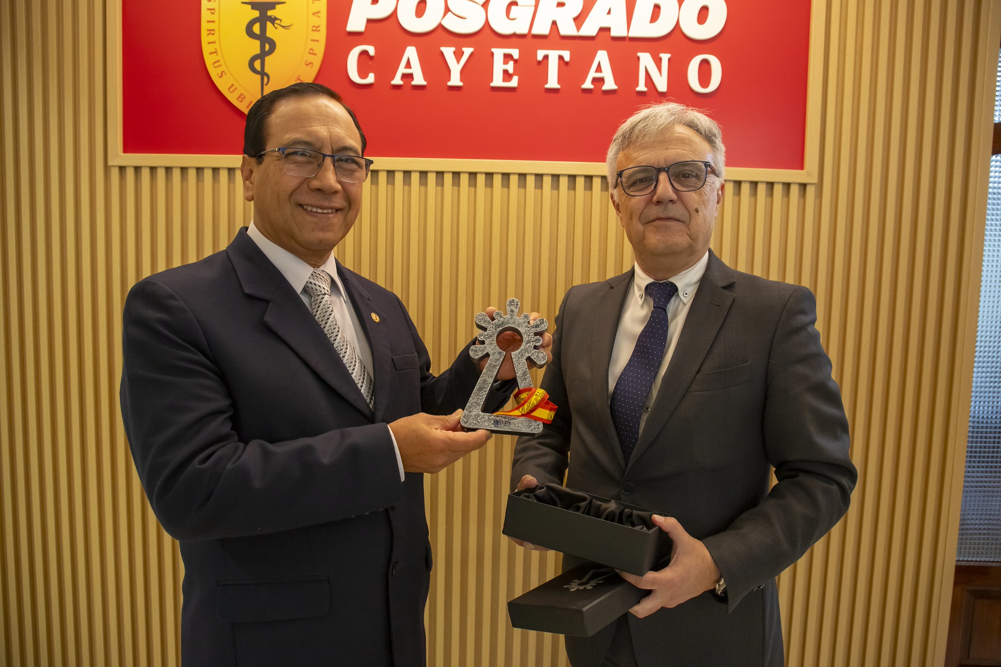 Cayetano Heredia y CESTE lanzan programa internacional que permitir&aacute; a estudiantes de Administraci&oacute;n obtener doble grado y un m&aacute;ster europeo